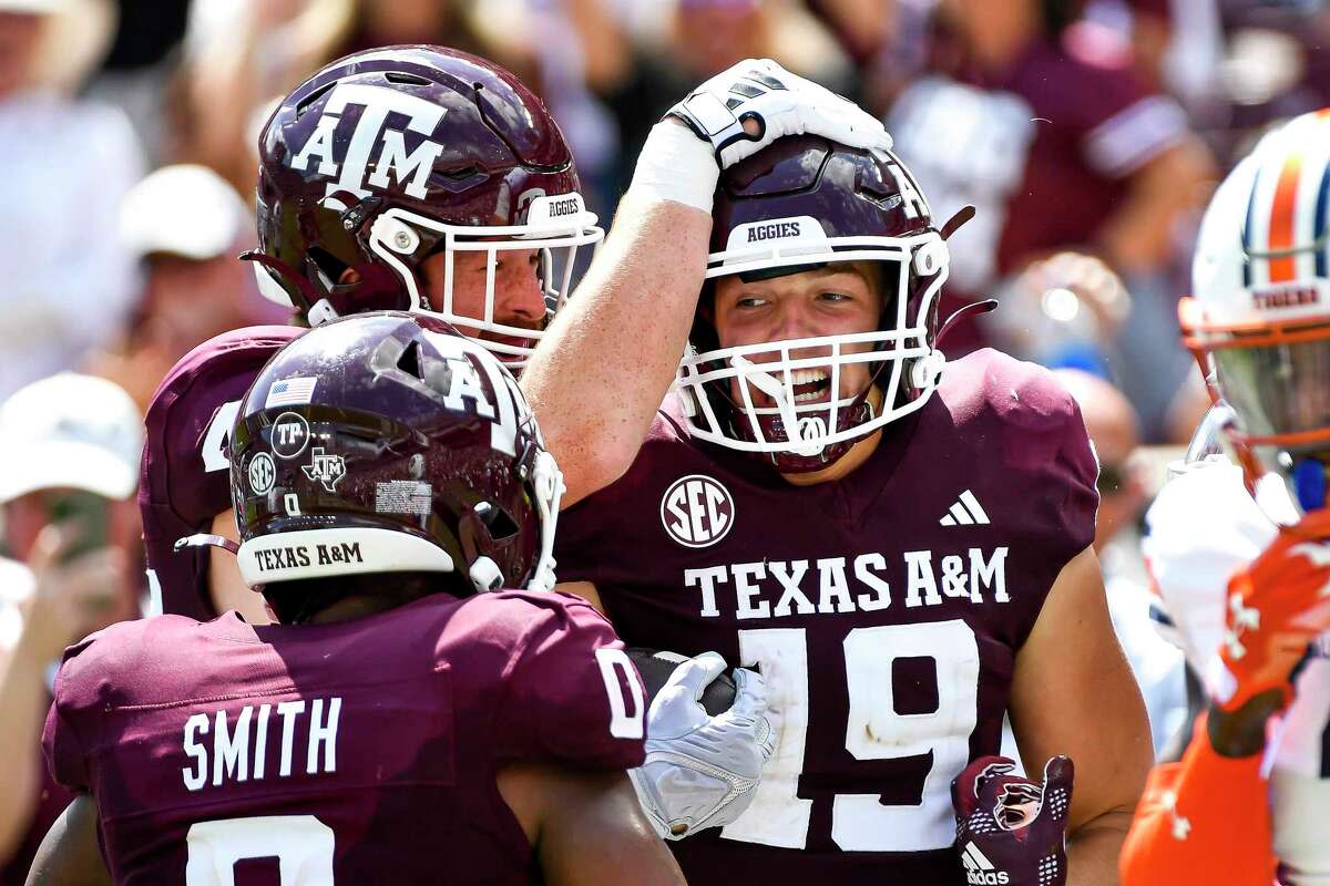 Jake Johnson, Aggies TE 